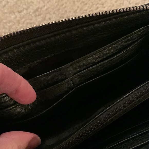 Michael Kors Black Pebble Leather Long Wallet - Like New - Picture 16 of 17